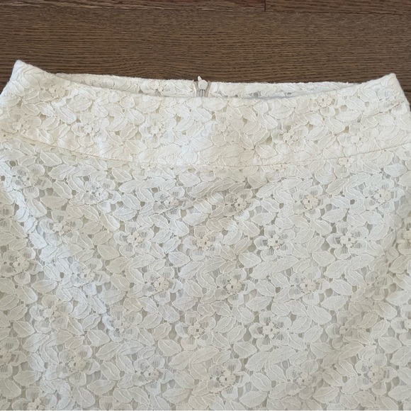 Forever 21 Lace Mini Skirt - Ivory Off-White - Picture 8 of 9